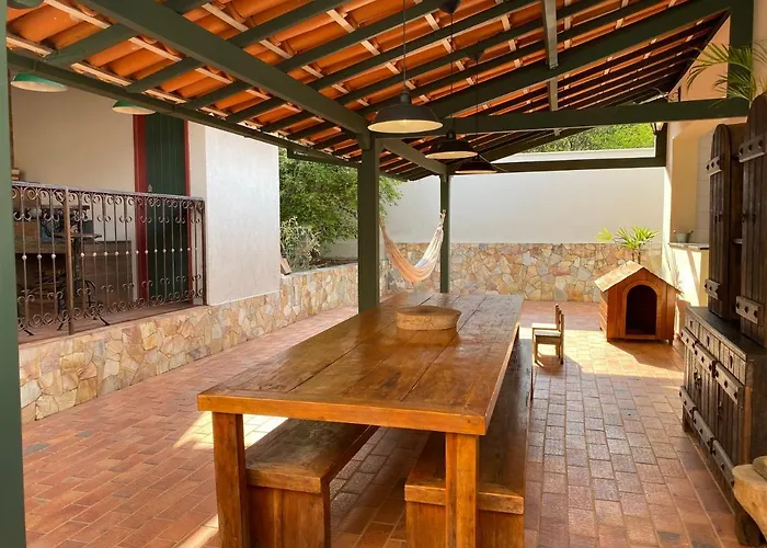 Casa No Centro Historico De Catas Altas