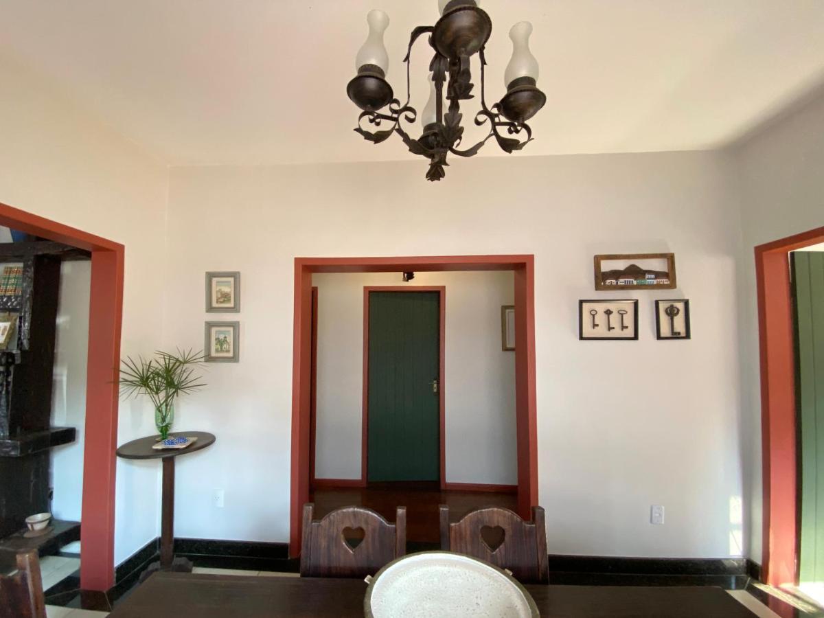 Casa No Centro Historico De Catas Altas